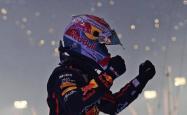 FIFA世界杯-F1卡塔尔：安全车出动，维斯塔潘夺冠，世界冠军之争决战阿布扎比